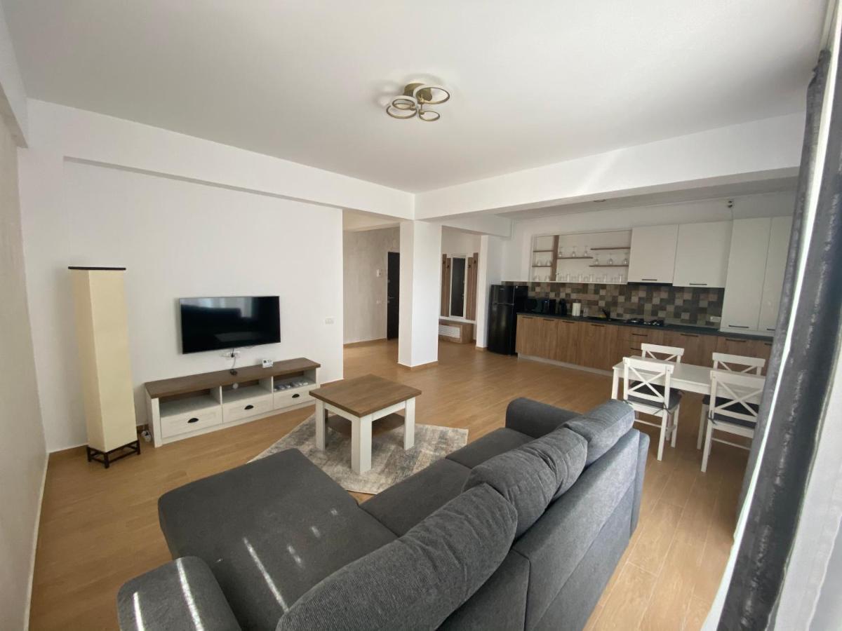 Costin Apartments C&C Residence 2 Năvodari Kültér fotó